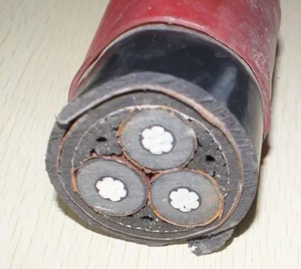 電線電纜應(yīng)用廣泛，具體有什么區(qū)別？.jpg
